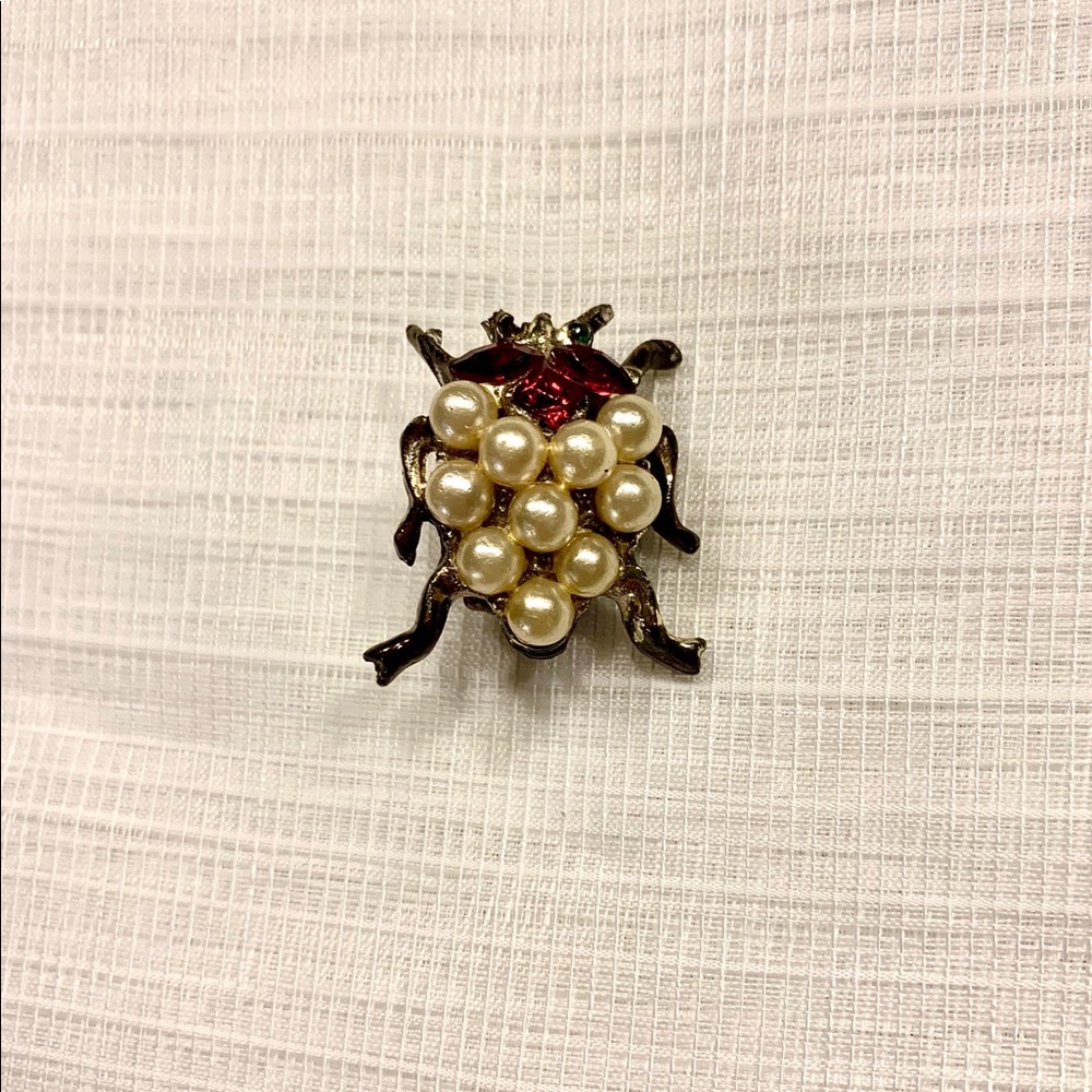 Vintage Unmarked Trifari Ladybug Brooch